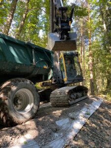 Ruoppaus Turku: Näin muutat matalan rannan veneilijän paratiisiksi vuonna 2026